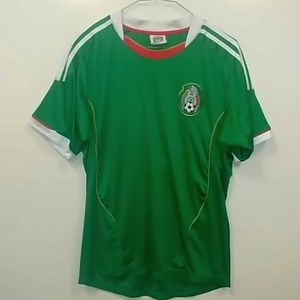 Mexico Soccer Jersey #7
